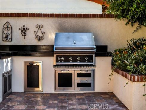 2020 N Victoria Drive, Santa Ana, CA