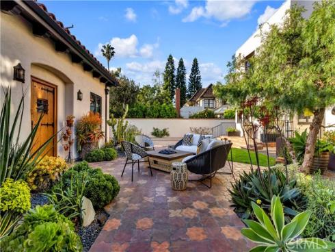 2020 N Victoria Drive, Santa Ana, CA