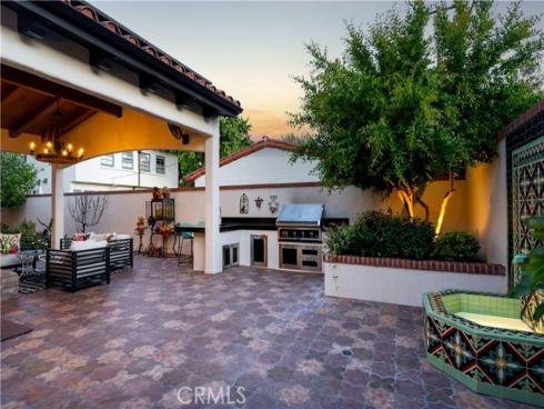 2020 N Victoria Drive, Santa Ana, CA