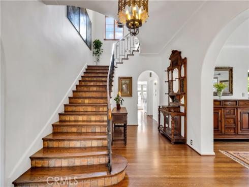 2020 N Victoria Drive, Santa Ana, CA