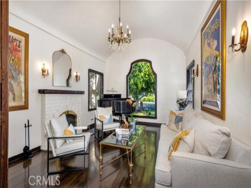 2042 N Ross   Street, Santa Ana, CA