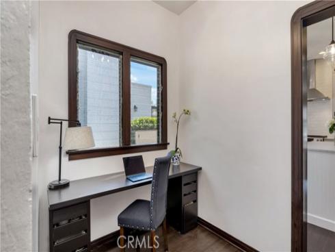 2042 N Ross   Street, Santa Ana, CA