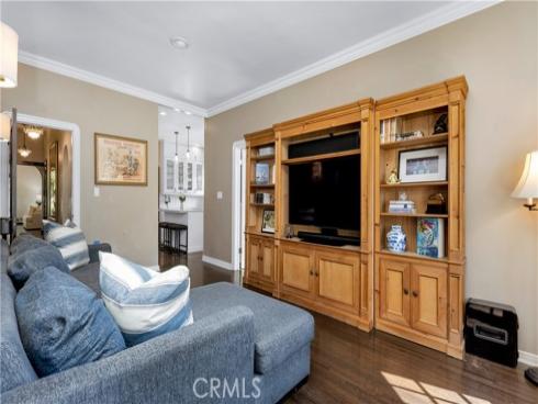 2042 N Ross   Street, Santa Ana, CA