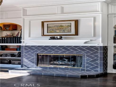 2042 N Ross   Street, Santa Ana, CA