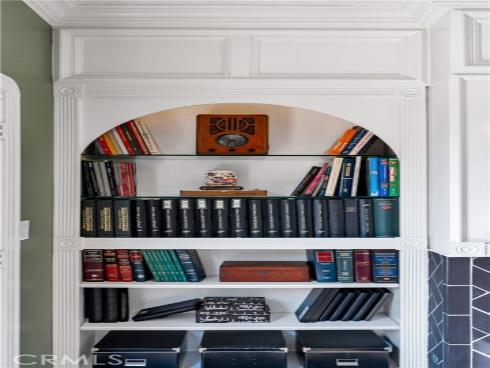 2042 N Ross   Street, Santa Ana, CA