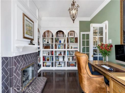 2042 N Ross   Street, Santa Ana, CA