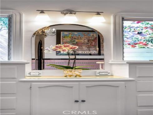 2042 N Ross   Street, Santa Ana, CA