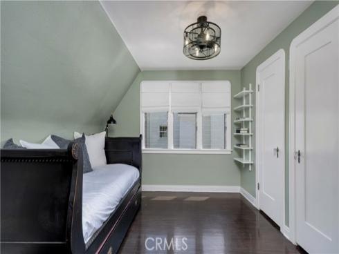 2042 N Ross   Street, Santa Ana, CA