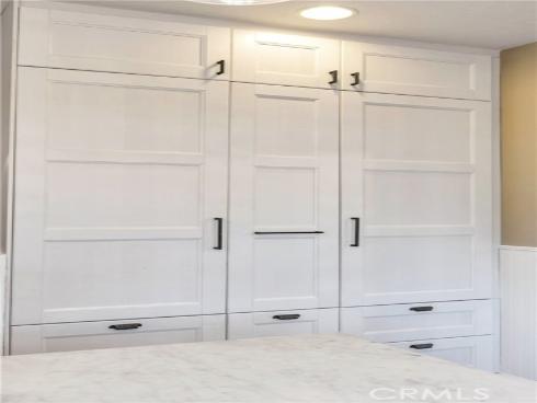 2042 N Ross   Street, Santa Ana, CA