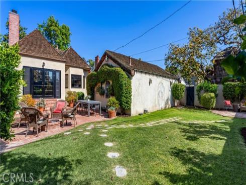 2042 N Ross   Street, Santa Ana, CA