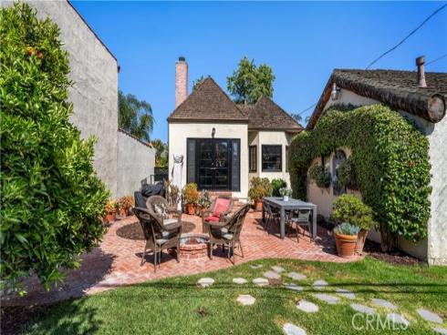 2042 N Ross   Street, Santa Ana, CA