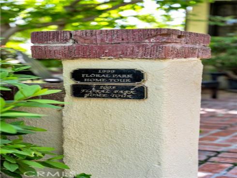 2042 N Ross   Street, Santa Ana, CA