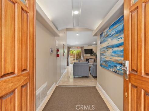 206 W Sierra   Drive, Santa Ana, CA