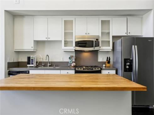 721 N Poinsettia Street, Santa Ana, CA