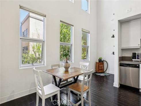 721 N Poinsettia Street, Santa Ana, CA