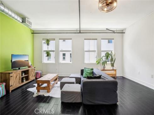 721 N Poinsettia Street, Santa Ana, CA