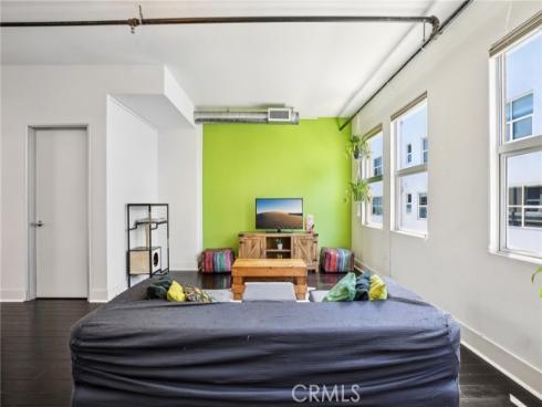 721 N Poinsettia Street, Santa Ana, CA