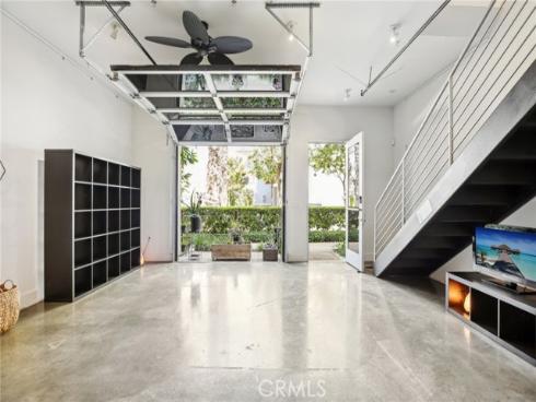 721 N Poinsettia Street, Santa Ana, CA