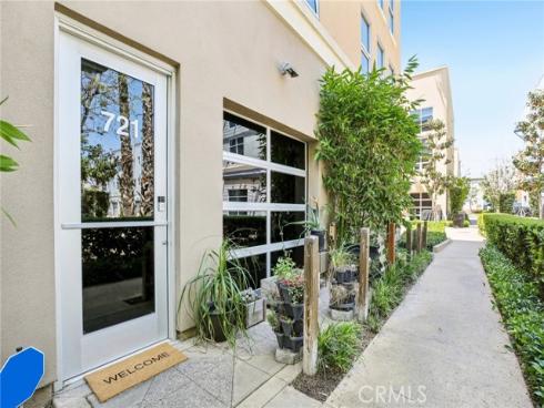 721 N Poinsettia Street, Santa Ana, CA