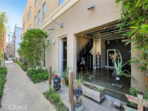 721 N Poinsettia Street, Santa Ana, CA