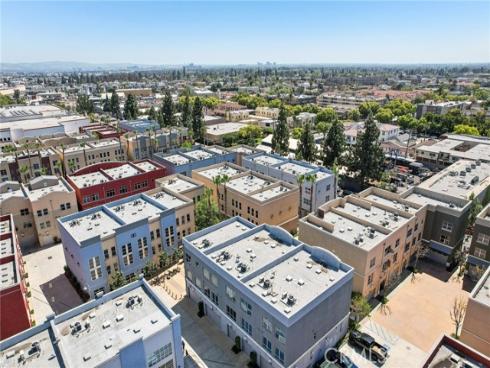 721 N Poinsettia Street, Santa Ana, CA