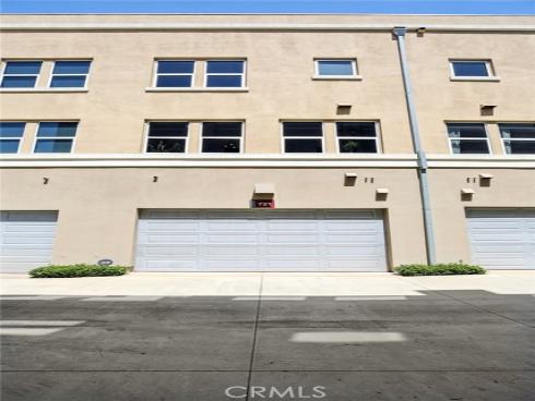 721 N Poinsettia Street, Santa Ana, CA