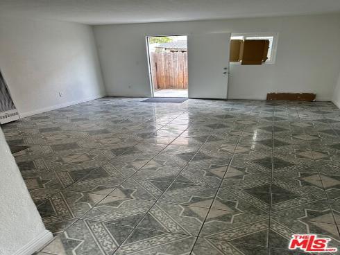 1001 E Grant F4 Street, Santa Ana, CA