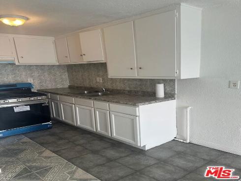 1001 E Grant F4 Street, Santa Ana, CA