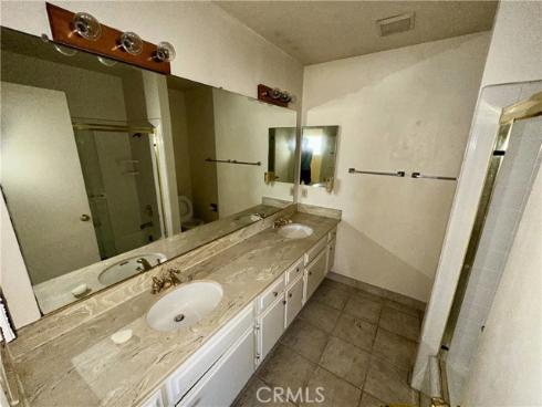 3001 S Pacific Avenue, Santa Ana, CA