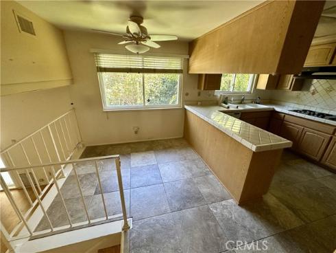 3001 S Pacific Avenue, Santa Ana, CA