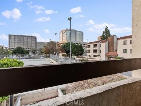 600 W 3rd B206 Street, Santa Ana, CA