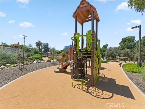 410 Virginia Avenue, Santa Ana, CA