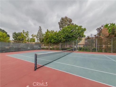 1000 W Macarthur  13  Boulevard, Santa Ana, CA