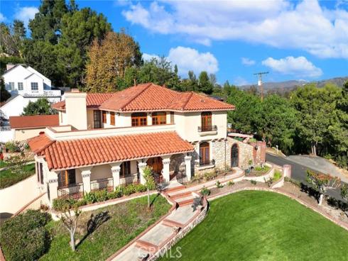 2240  Foothill   Boulevard, Santa Ana, CA