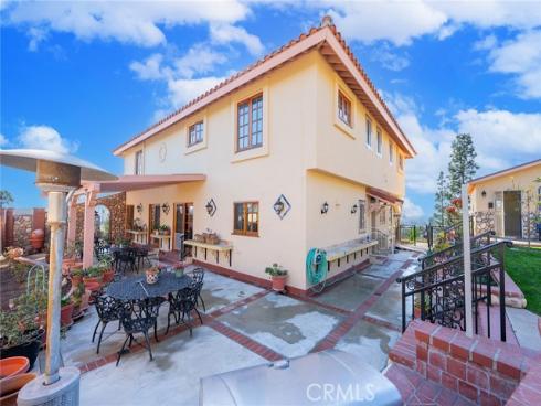 2240  Foothill   Boulevard, Santa Ana, CA