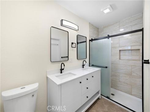 1910 N Greenbrier Street, Santa Ana, CA