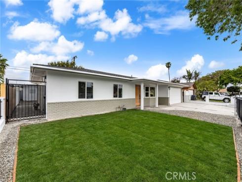 1202 N Gates Street, Santa Ana, CA