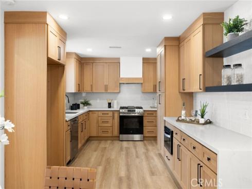 1202 N Gates Street, Santa Ana, CA