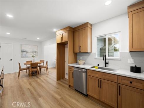 1202 N Gates Street, Santa Ana, CA