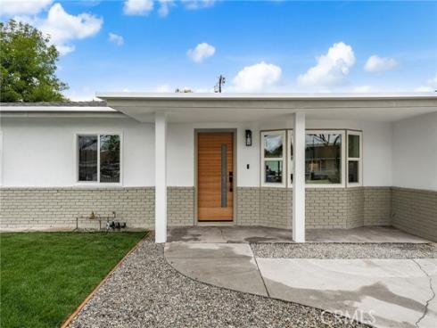 1202 N Gates Street, Santa Ana, CA