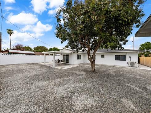 1202 N Gates Street, Santa Ana, CA