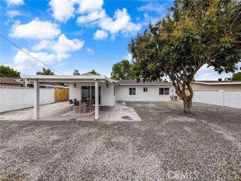 1202 N Gates Street, Santa Ana, CA