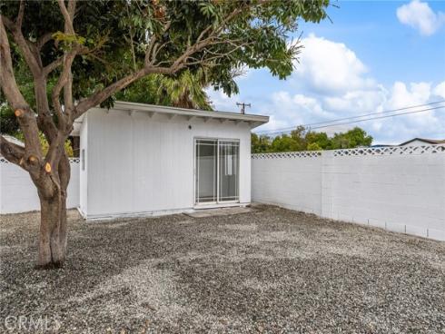 1202 N Gates Street, Santa Ana, CA