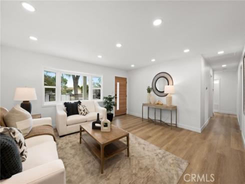 1202 N Gates Street, Santa Ana, CA