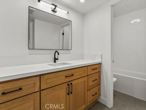 2835 S Fairview C Street, Santa Ana, CA