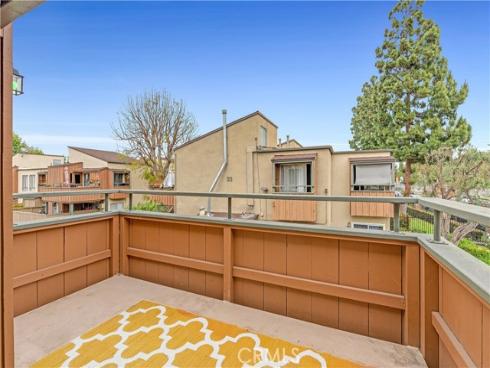 1001 W Stevens 202 Avenue, Santa Ana, CA