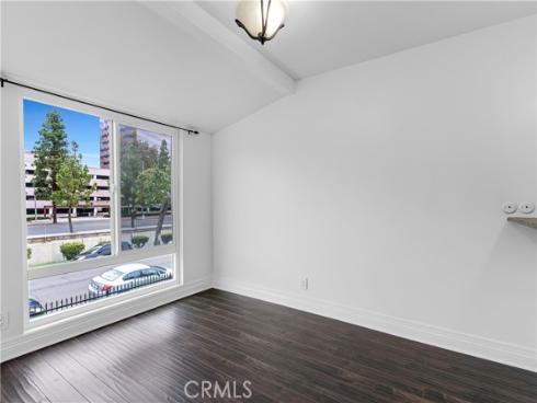 1001 W Stevens 202 Avenue, Santa Ana, CA