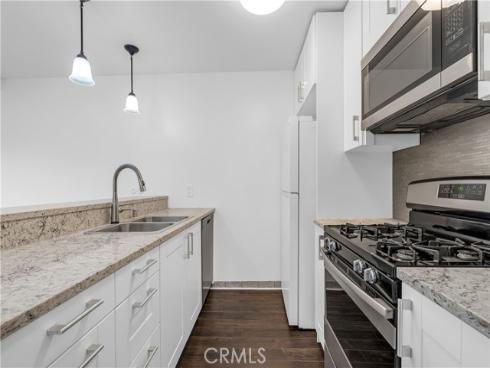 1001 W Stevens 202 Avenue, Santa Ana, CA