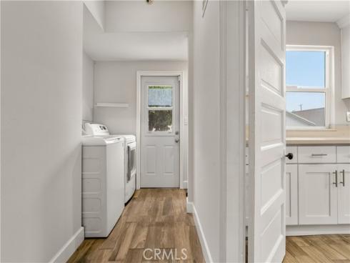 610  E 4th  , Santa Ana, CA