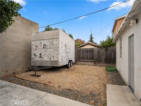 610  E 4th  , Santa Ana, CA